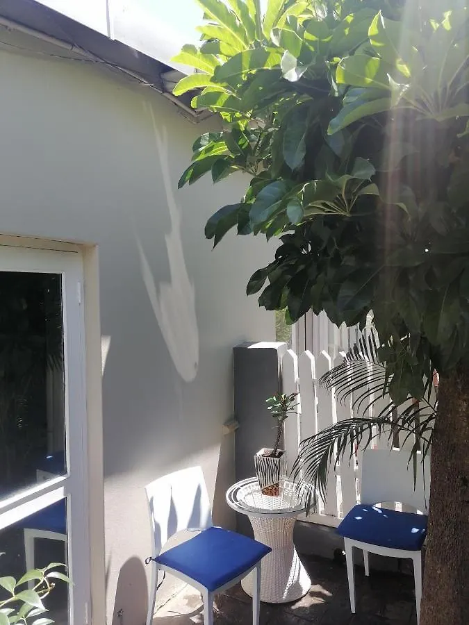 Bed & Breakfast Conifer Beach House Port Elizabeth