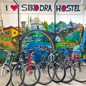 Hostel & Day Tours 