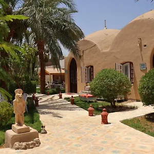 Sekhmet Retreat Centre Égypte