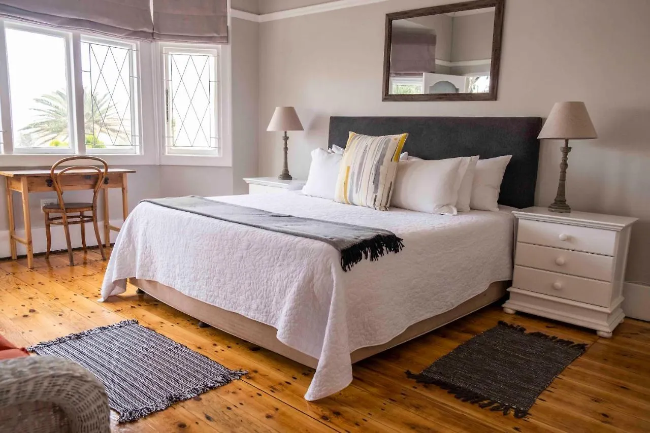 Conifer Beach House Port Elizabeth